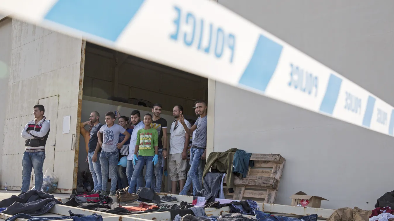 Az összeomlás szélén, rekordszámú migráns a görög szigeteken