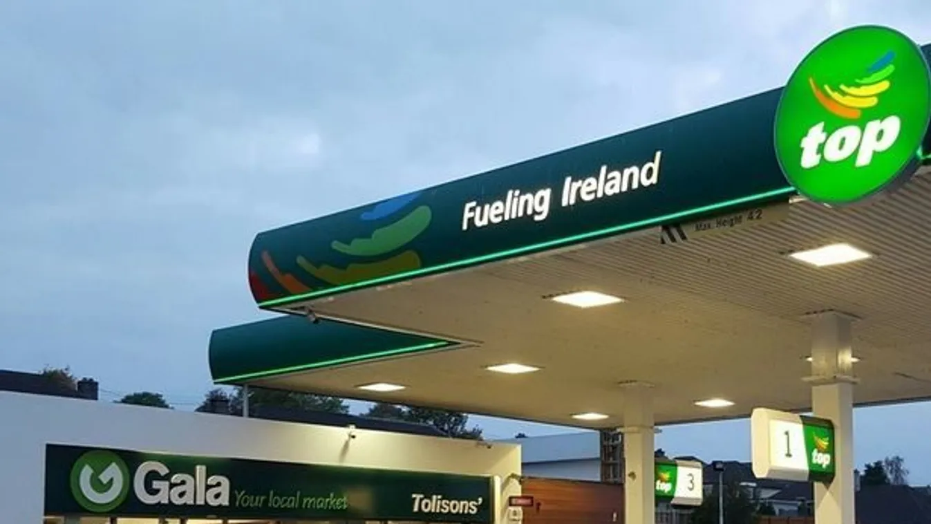 Hátborzongató jelenetet rögzített a benzinkút biztonsági kamerája