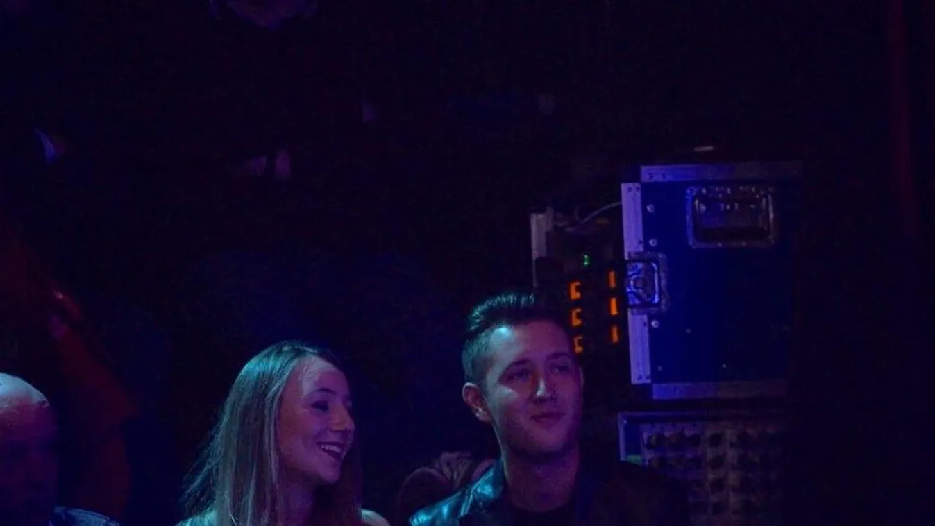 Kitálalt az énekes: ezért szakított fiatal szerelmével