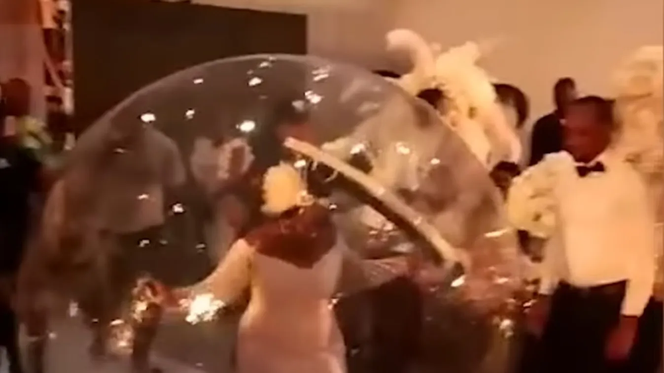 Ilyen nincs, nagyon durva, miben vonul oltár elé ez a menyasszony