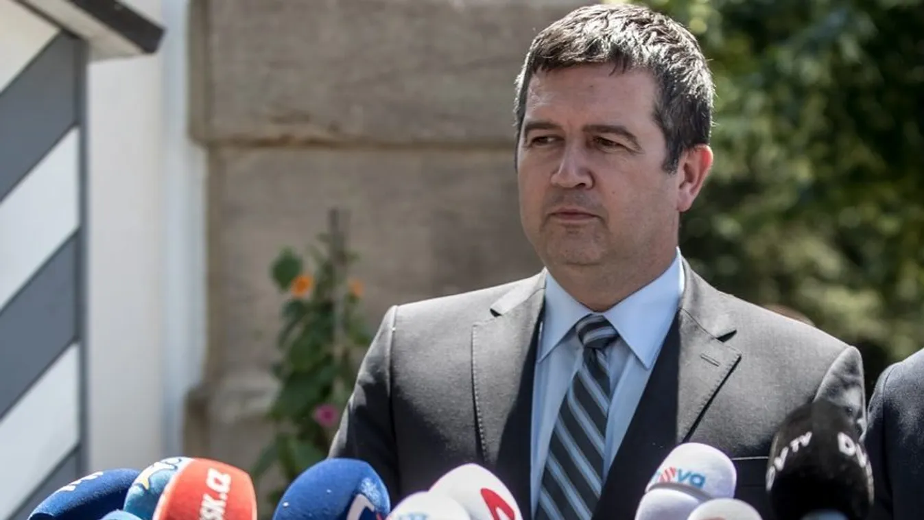 A csehek is kiakadtak a migránskvóta-terv miatt