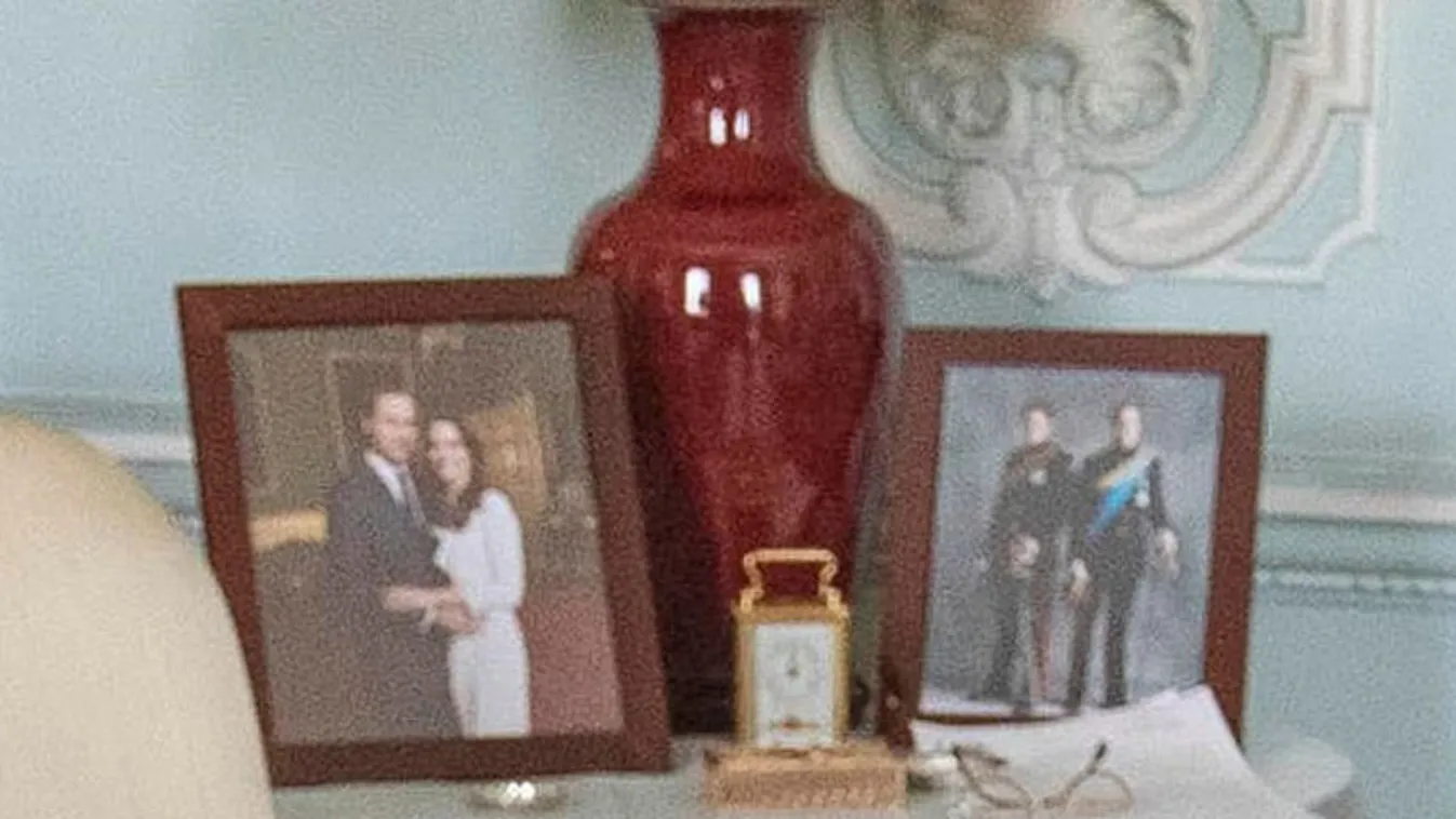 Mi történhetett? Eltűnt Harry és Meghan fotója a királynő irodájából