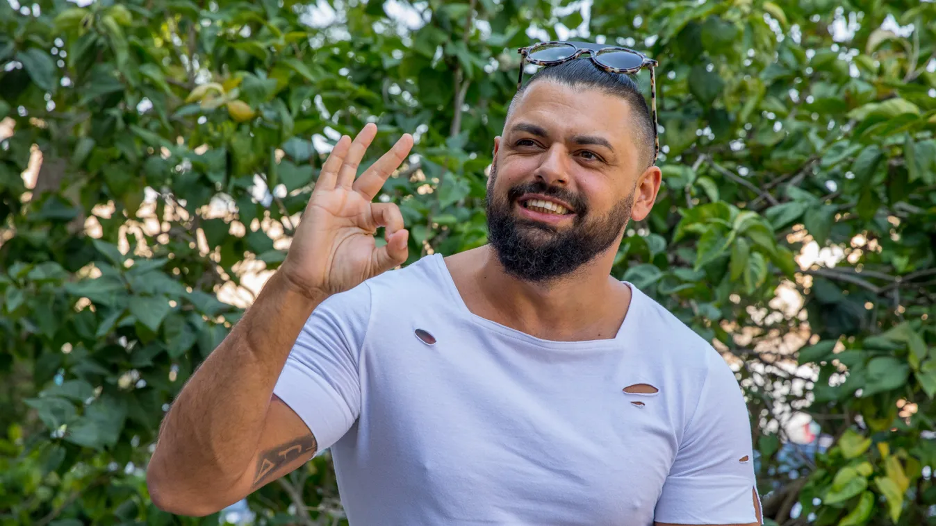 Nem hiszed el, mitől lettek dagadó izmai a TV2 sztárjának