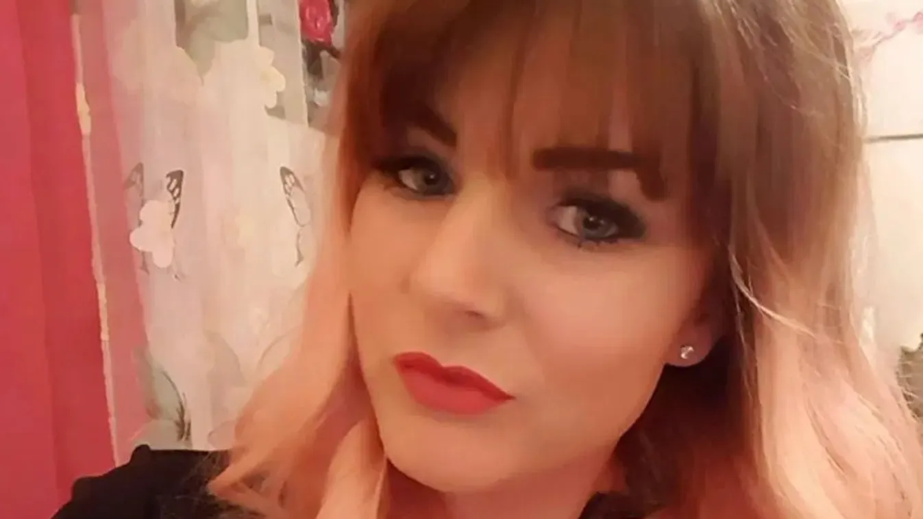 Bizarr módon, egy gokartban vesztette életét ez a gyönyörű szőke nő