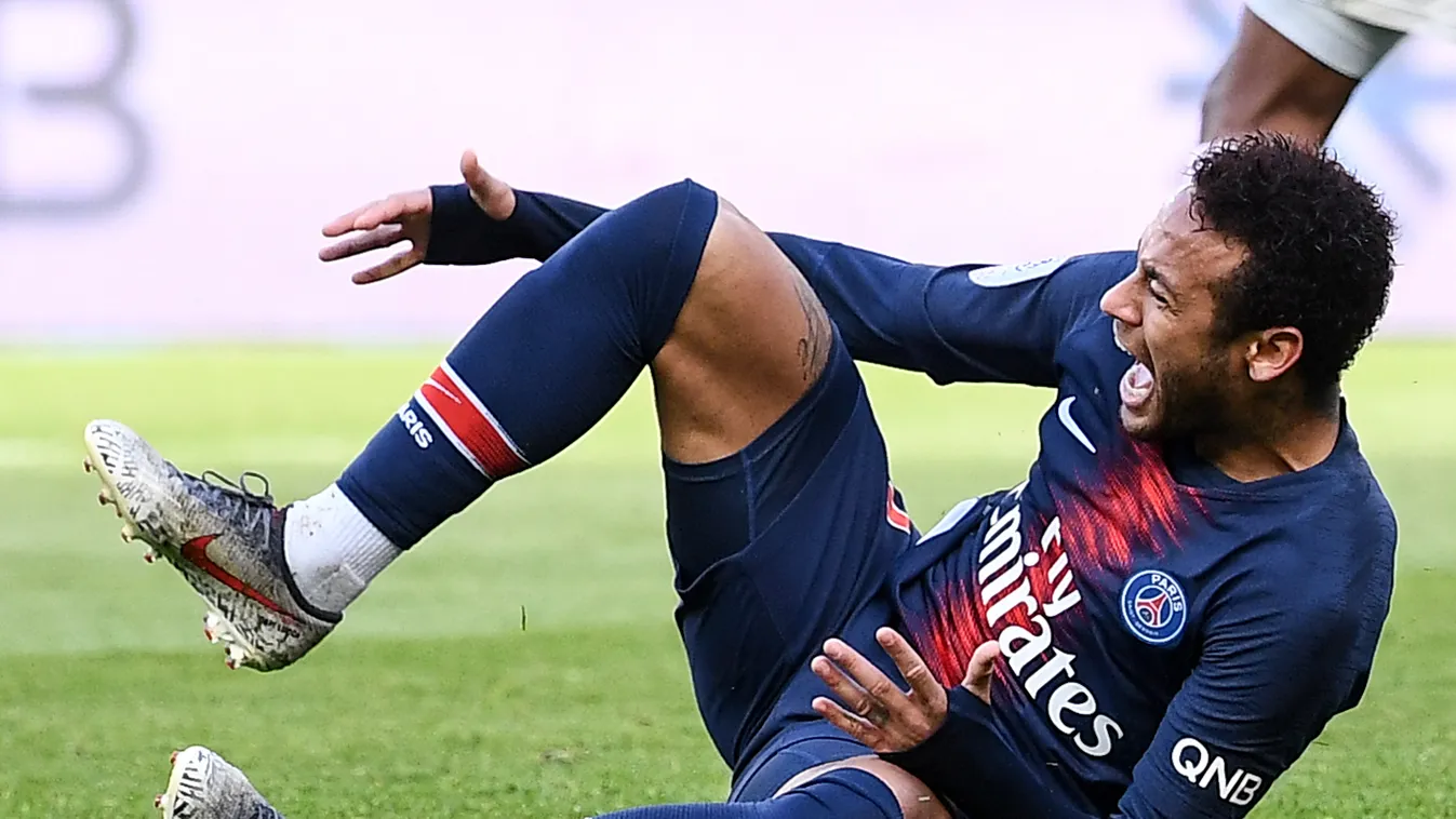 Komolyan aggódnak, veszélybe került Neymar karrierje