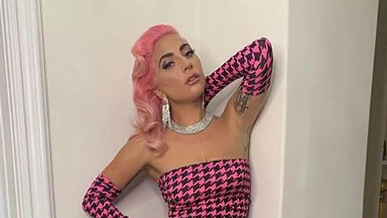 Ennyi volt, máris szakított kedvesével a dögös énekenső