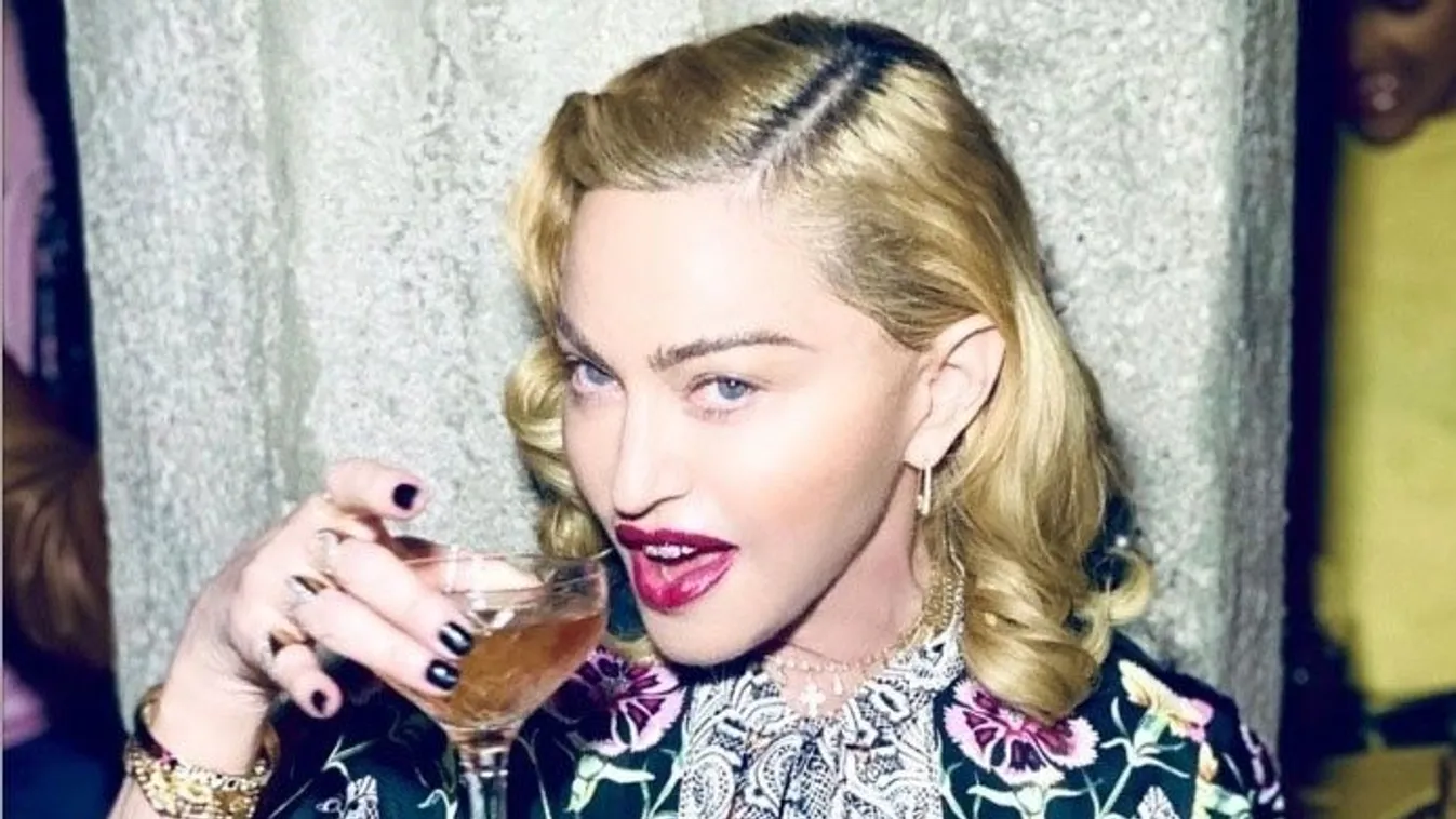 Madonna mellmarkolászós videóval hergeli a népet