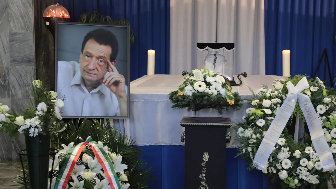 Megtörten búcsúznak: hírességek Karinthy Márton temetésén