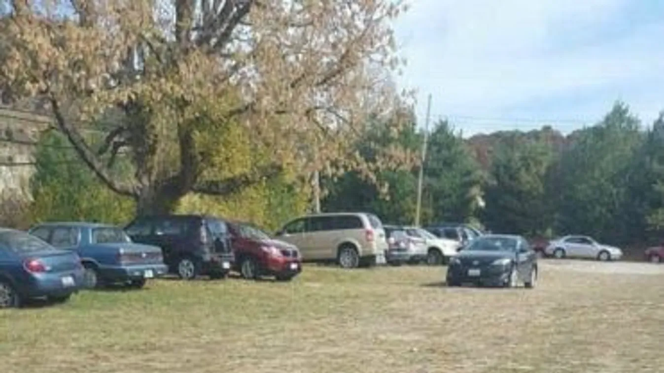 Lázban tartja a netezőket az új optikai csalódás, mi baja a kislánynak?