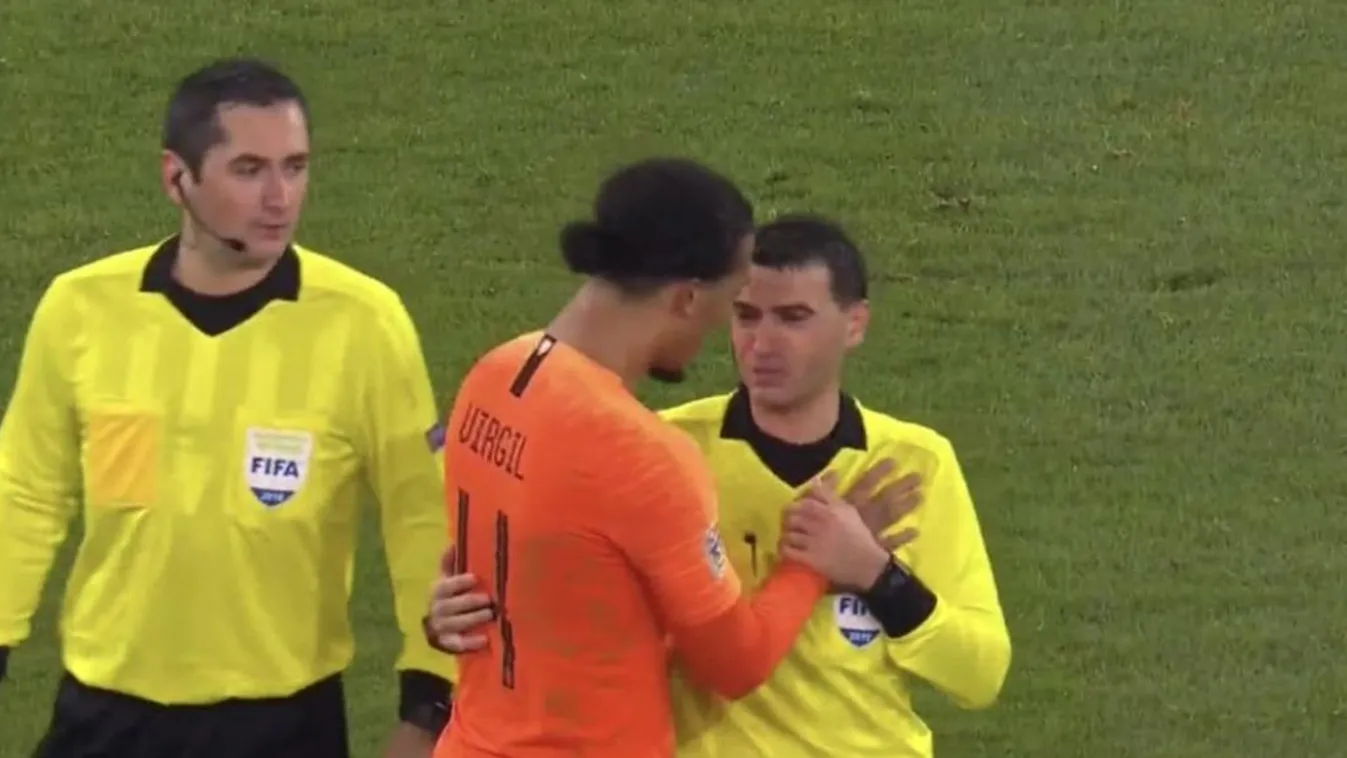 Elsírta magát a walesi meccs bírója, ez volt az oka