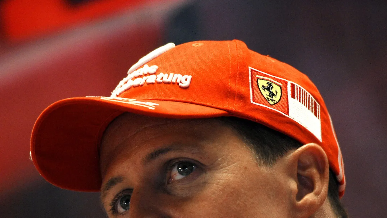 Reagált a vádakra Schumacher felesége, üzent az egykori menedzsernek