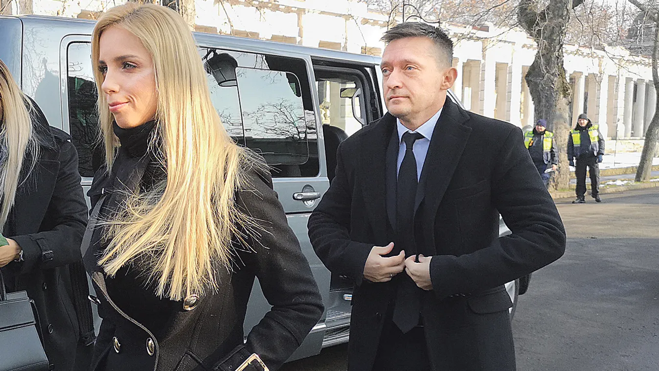 Bejelentette válását Rogán Antal és felesége