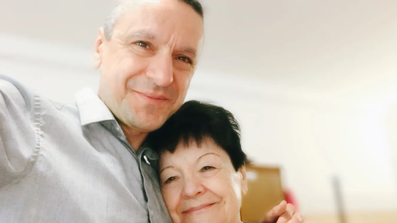 Ők találták meg holtan az ismert zenész édesanyját