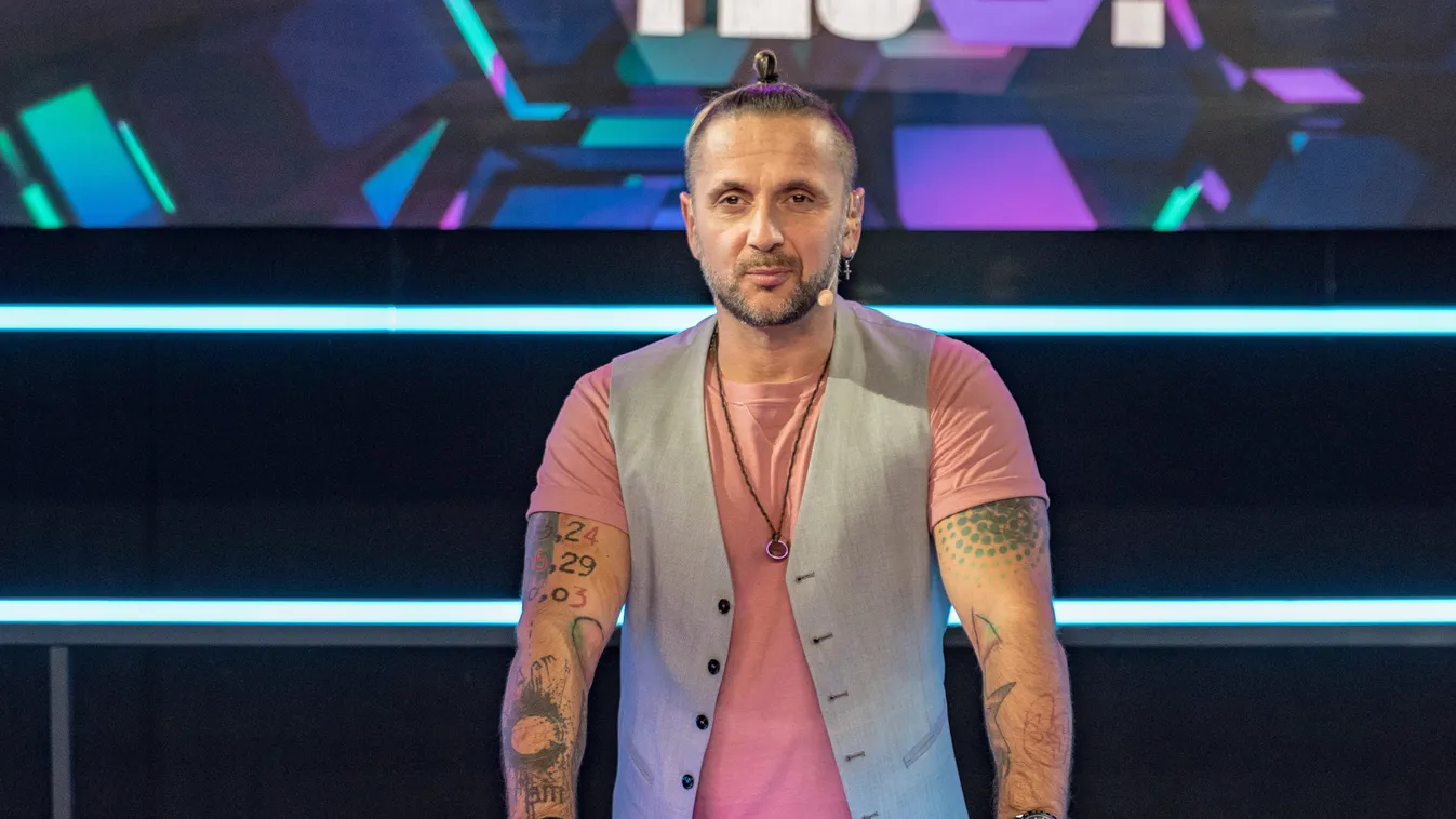 Videó, pikáns titkot osztott meg szerelmi életéről Majka