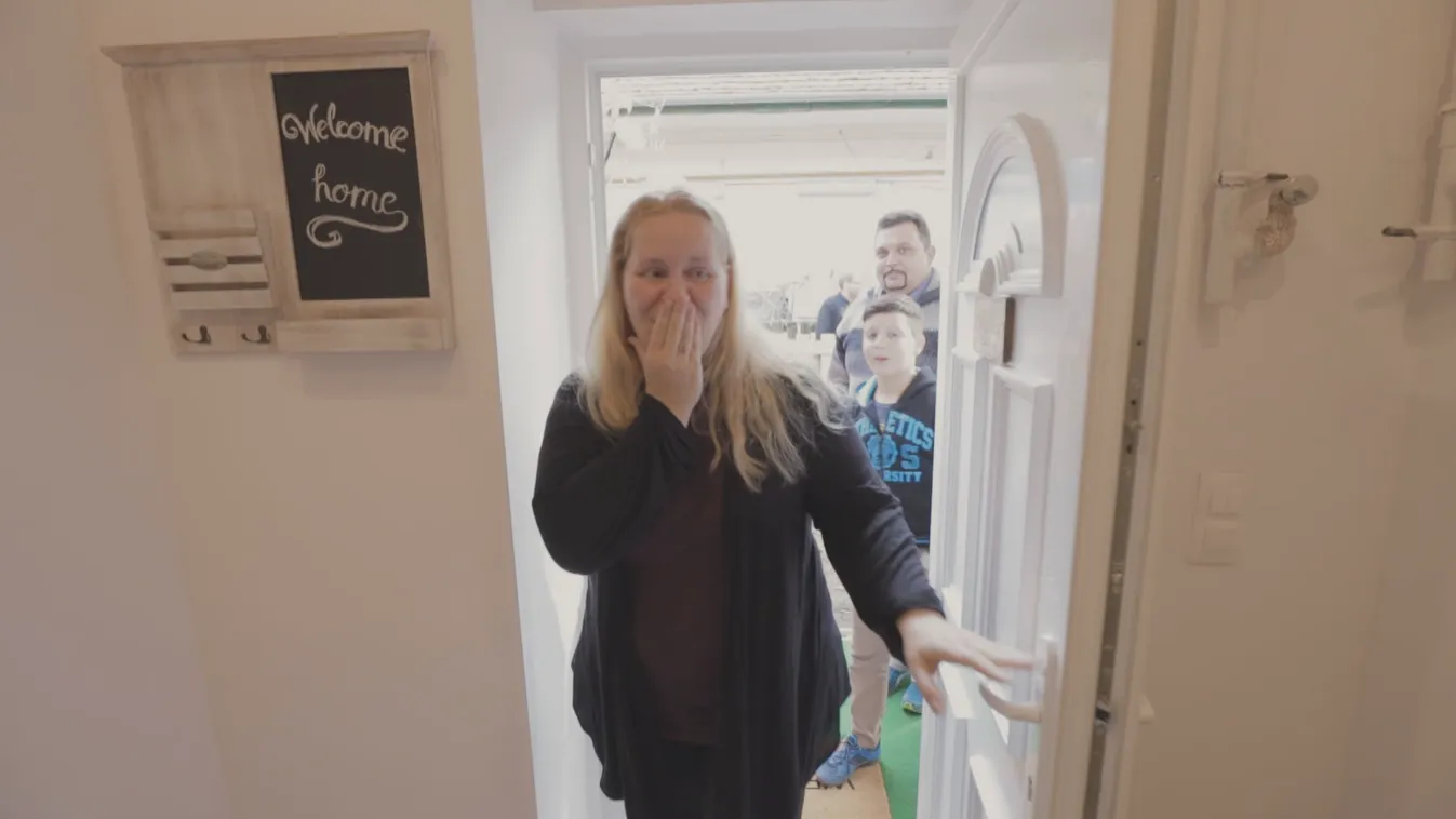 Zokogva vették át új otthonukat az Újratervezés szereplői