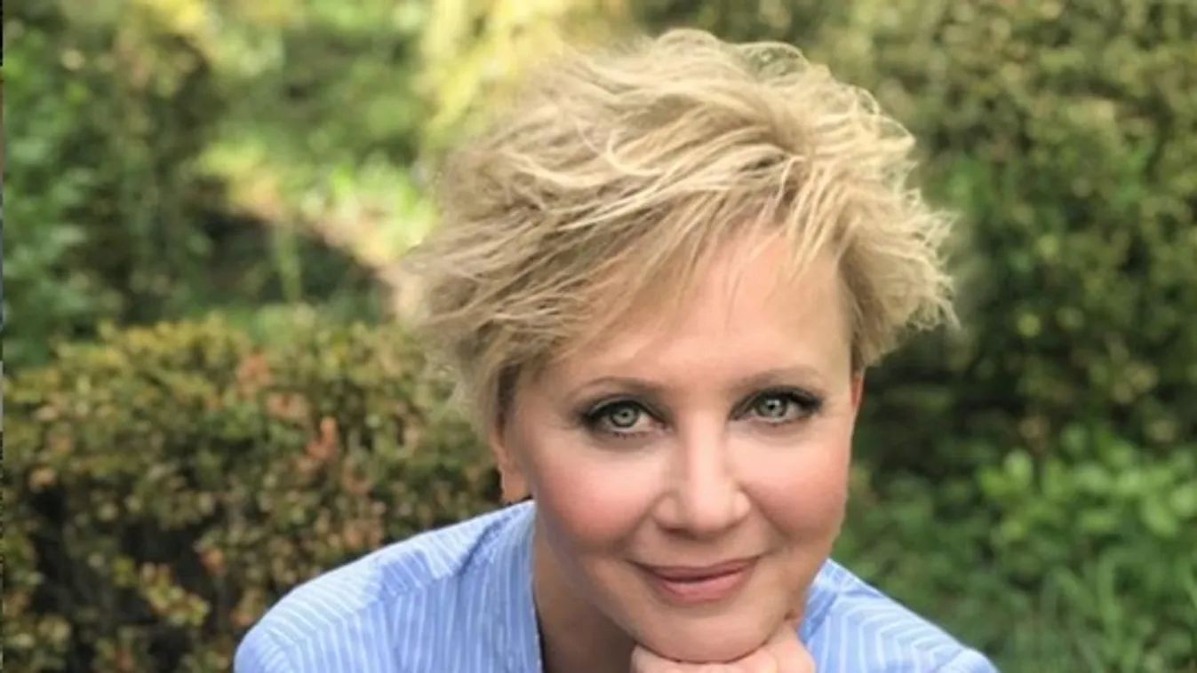 Nagyon durva: Így fotózták le az utcán Eszenyi Enikőt - Fotó