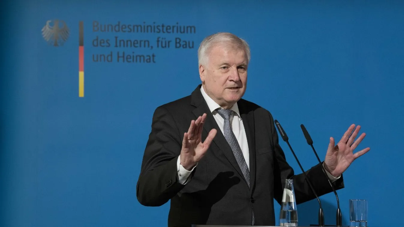 Kötelező migránskvótával riogat a német belügyminiszter is