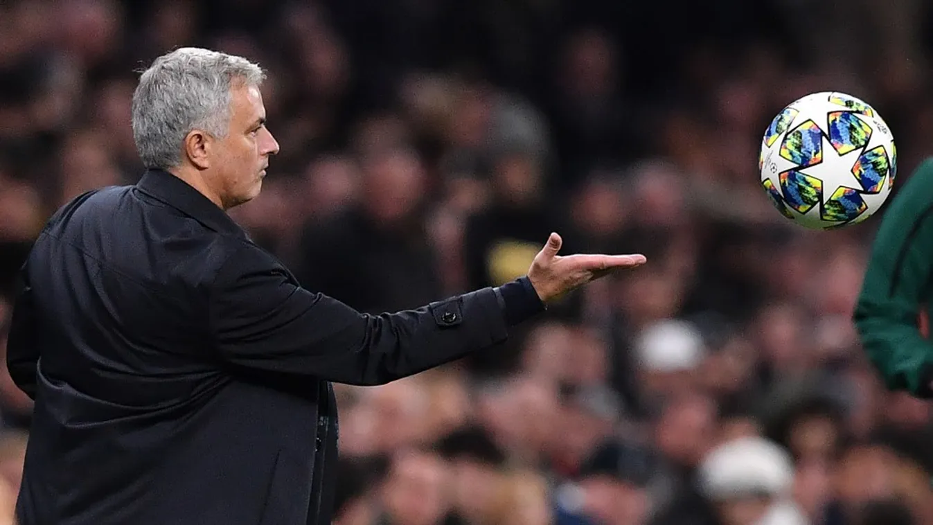 Óriási jelenet, Mourinho egy gyereknek köszönte meg csapata gólját