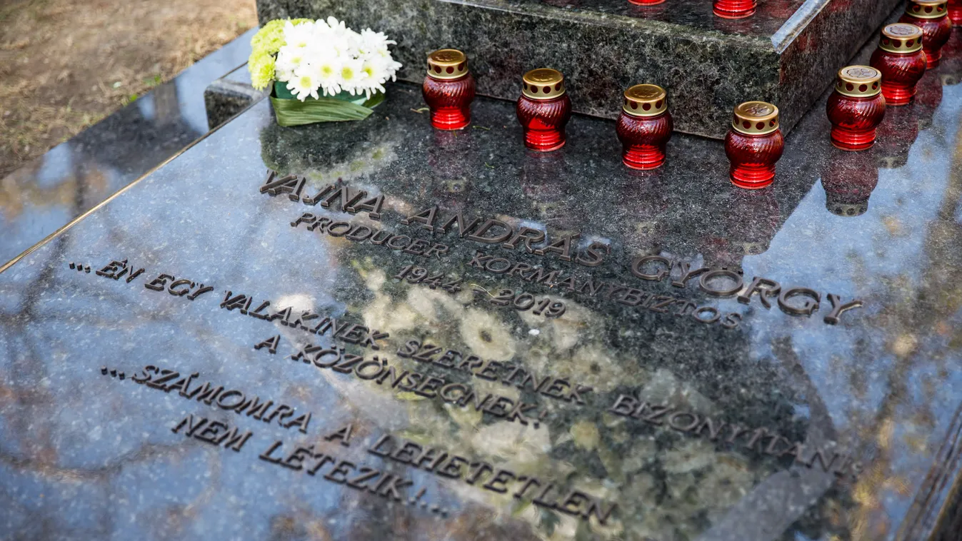 Vajna Tímea méltó síremléket készíttetett férjének