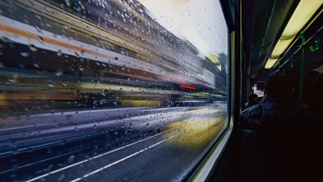 Frontális buszbalesetről jött hír: sokan megsérültek hétfő reggel