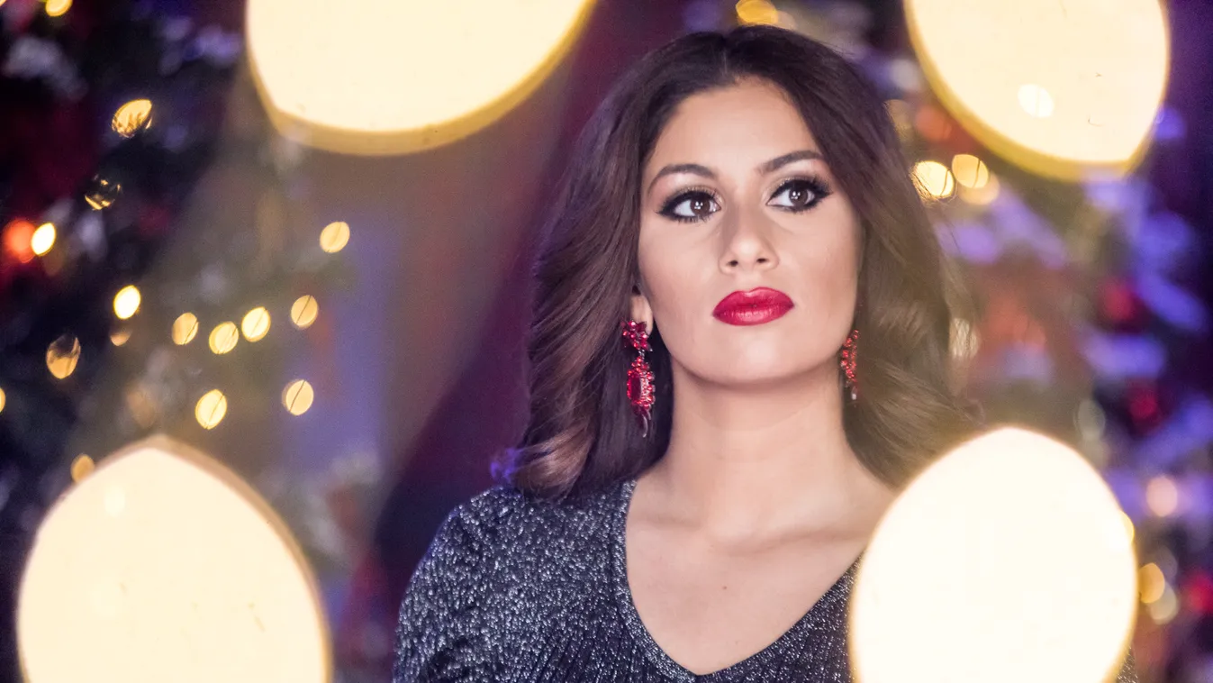 Plázába szökik a családi házból szenteste napján Radics Gigi