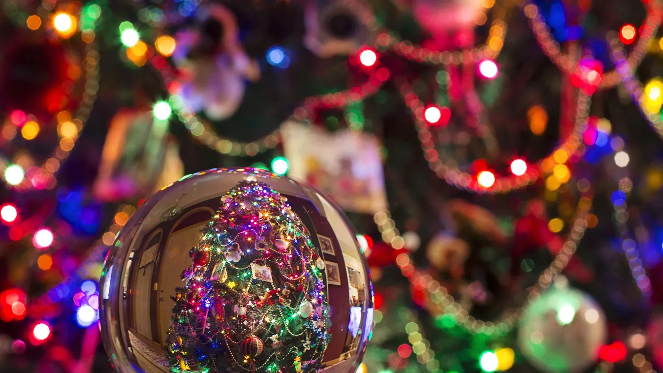 Viccből banánt adtak a kislánynak karácsonyra, erre nem számítottak - videó