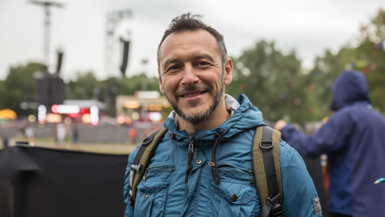 Képtelen volt megjegyezni felesége nevét a közkedvelt magyar énekes