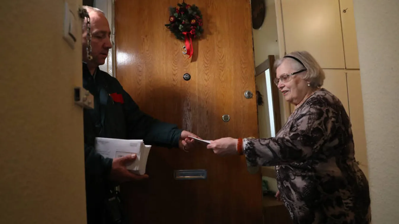 Több tízezer nyugdíjas jut pluszpénzhez