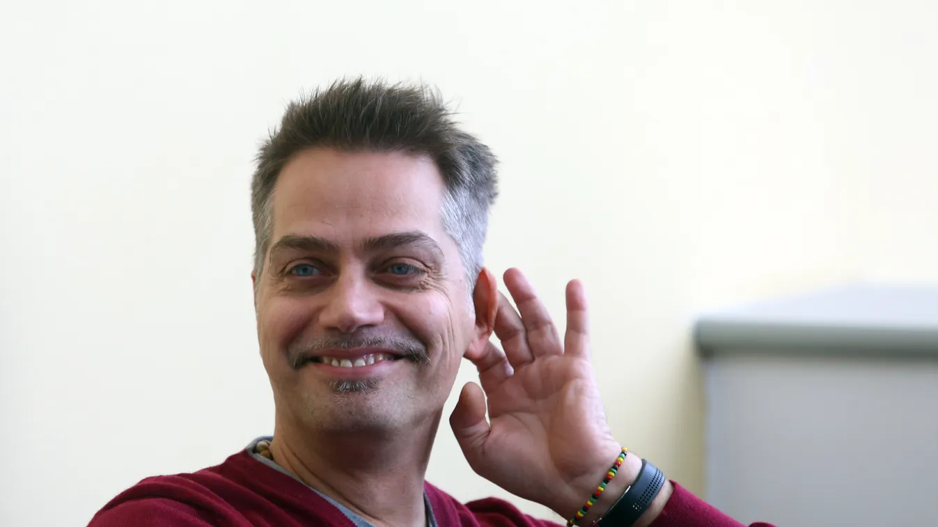 Hűha, ezt mondta az első szexuális együttlétről a magyar műsorvezető