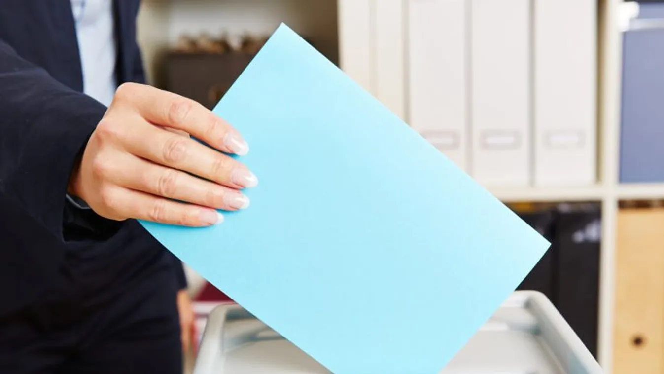 Továbbra is jelentős előnnyel vezet a Fidesz