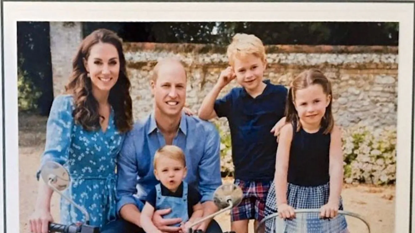 Elbűvölő karácsonyi üdvözlet, óriásit nőttek Katalin és Vilmos gyerekei