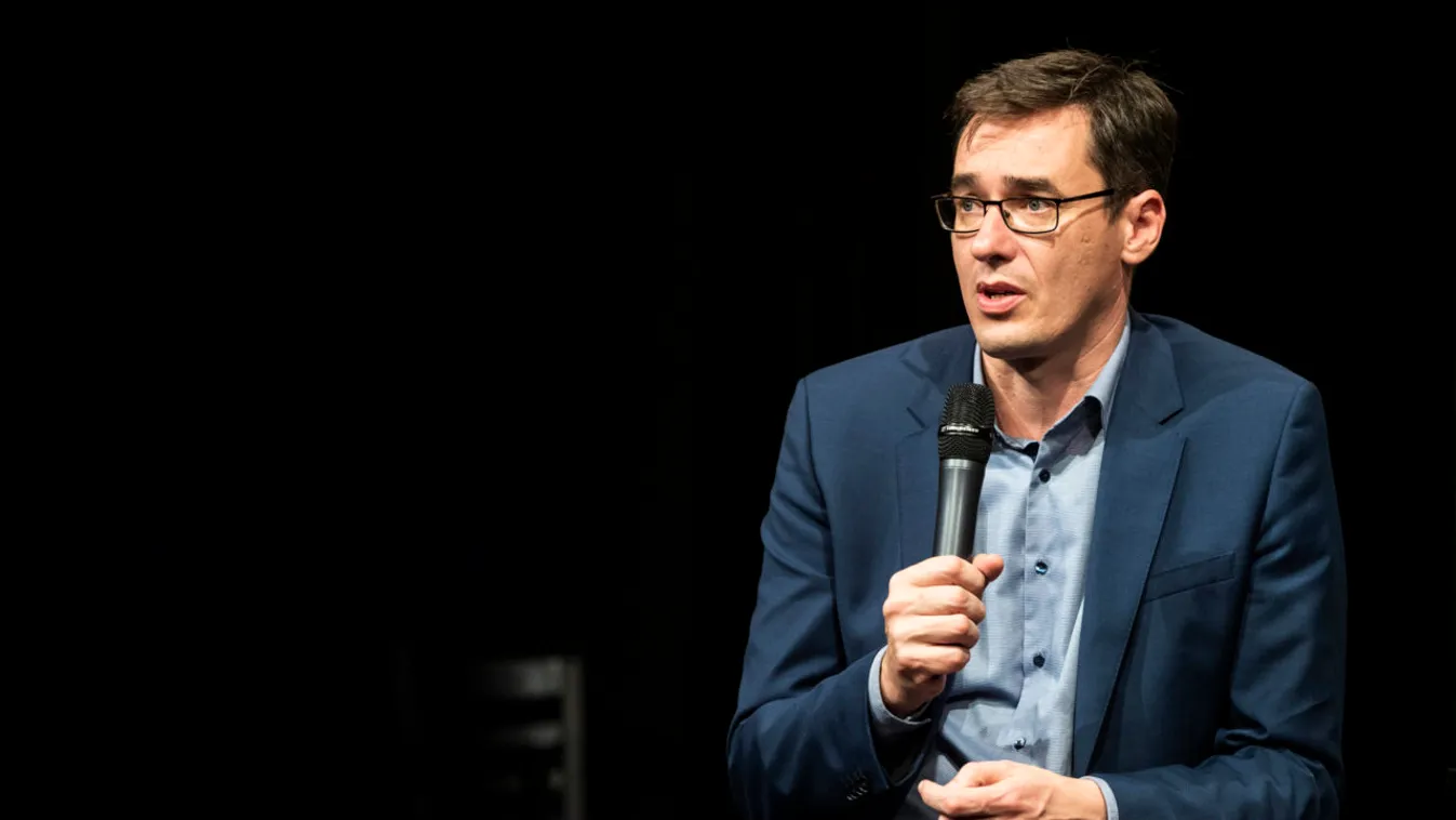 Politikai tisztogatásba kezdett a balliberális városvezetés