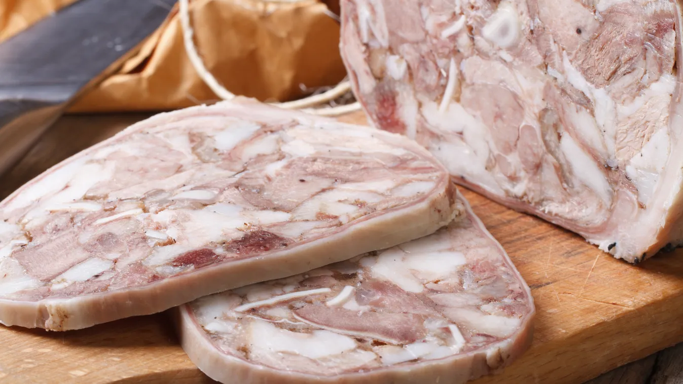 Fogakat talált az édesanya a Pennys disznósajtban