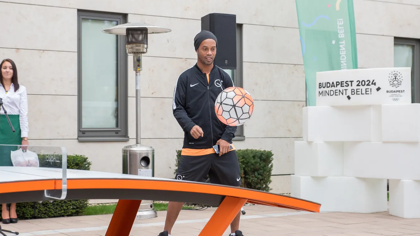 Ronaldinho a teqball legjobb reklámarca