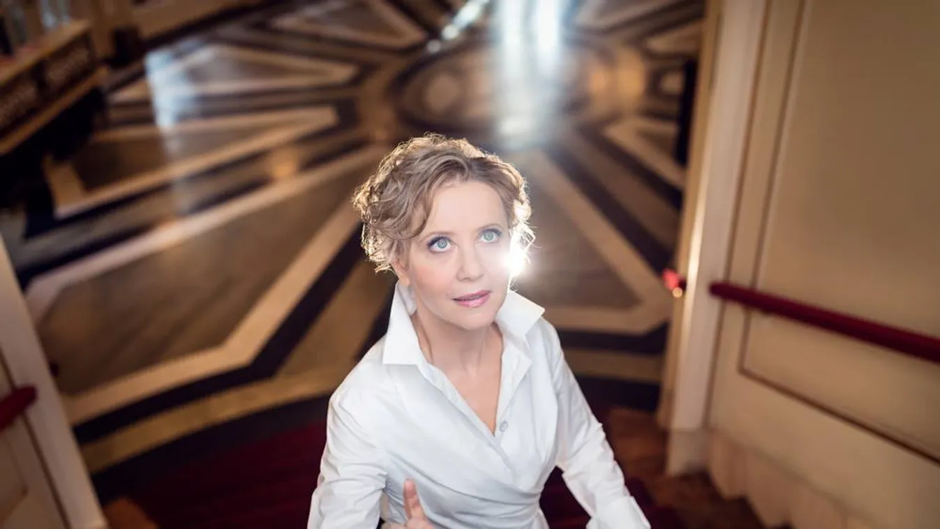 Ezért lett ellenség Eszenyiből a balliberális "elit" szemében