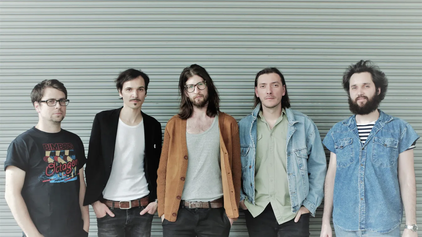 Új lemezzel és dupla teltházzal koronázza meg karrierjének eddigi legizgalmasabb évét a Qualitons