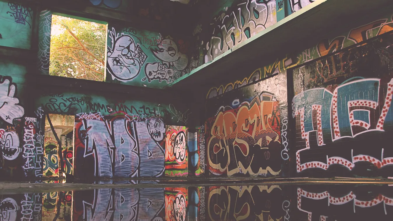 Rejtélyes graffitis miatt akadt ki a kisváros, durva mit fúj fel mindenhova