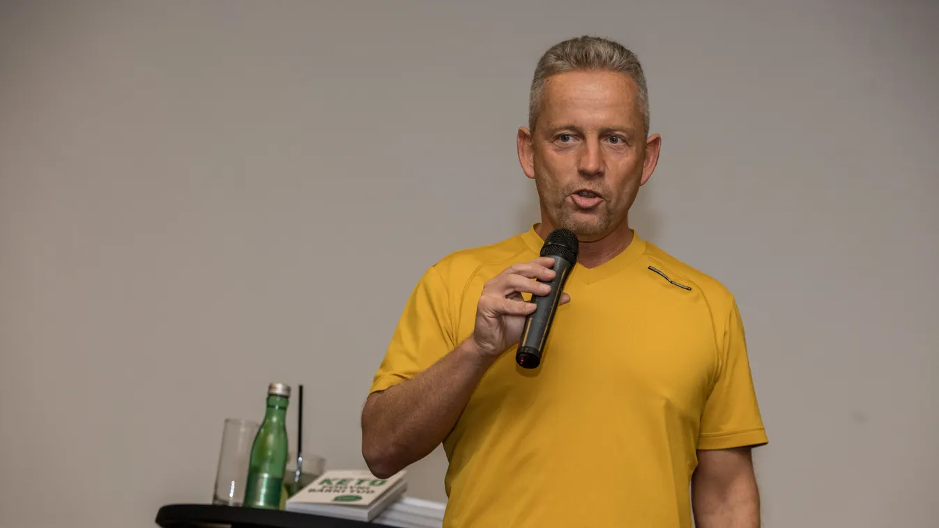 Norbi újabb Facebook-videóval üzent, ezt mondta