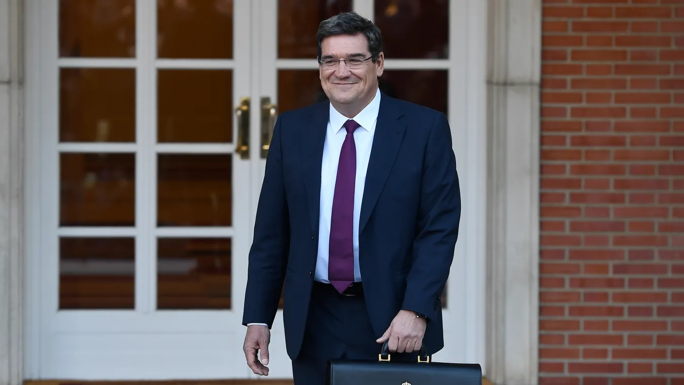 Egy spanyol miniszter szerint több millió migránsra van szükség