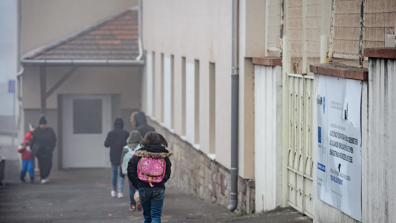 Bántalmazták, megalázták a gyöngyöspatai tanárokat