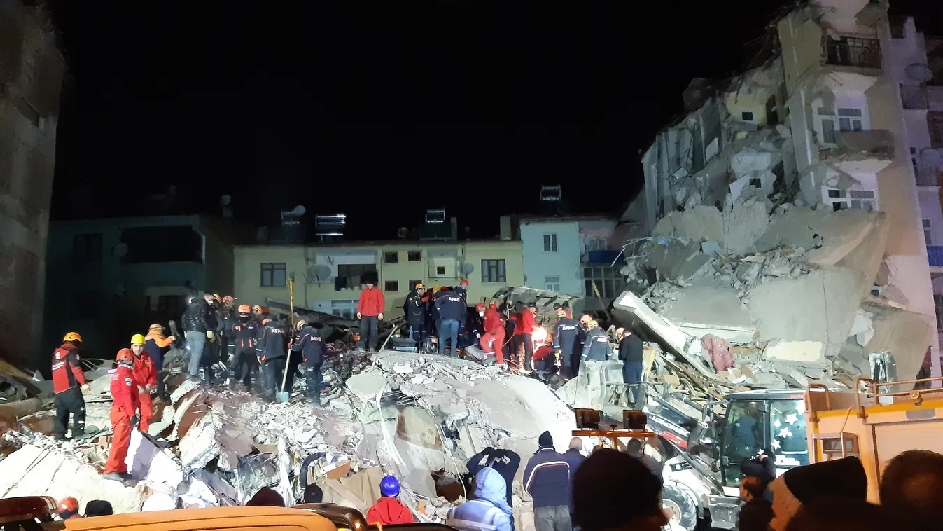 22 holttestet találtak, kétségbeesve kutatnak túlélők után