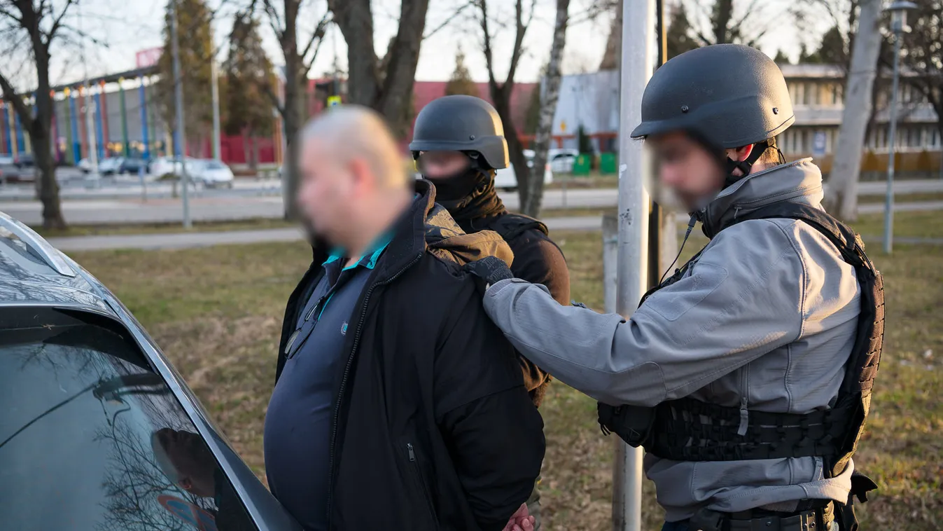  Így számolták fel a rendőrök a magyar prostimaffiát - Videó
