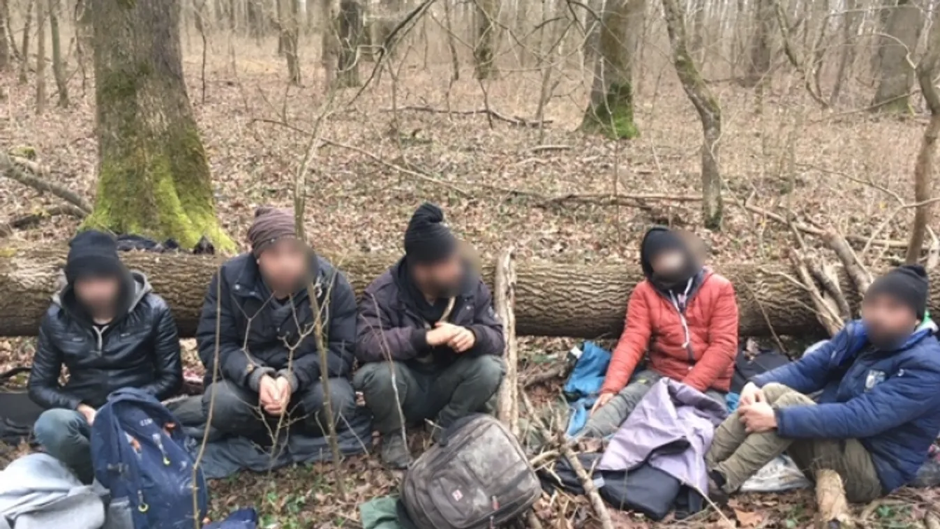 Folytatódott a migránsok rohama a magyar határnál