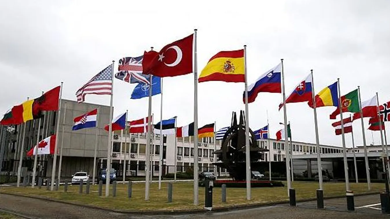 Rendkívüli NATO tanácskozást tartanak Törökország miatt