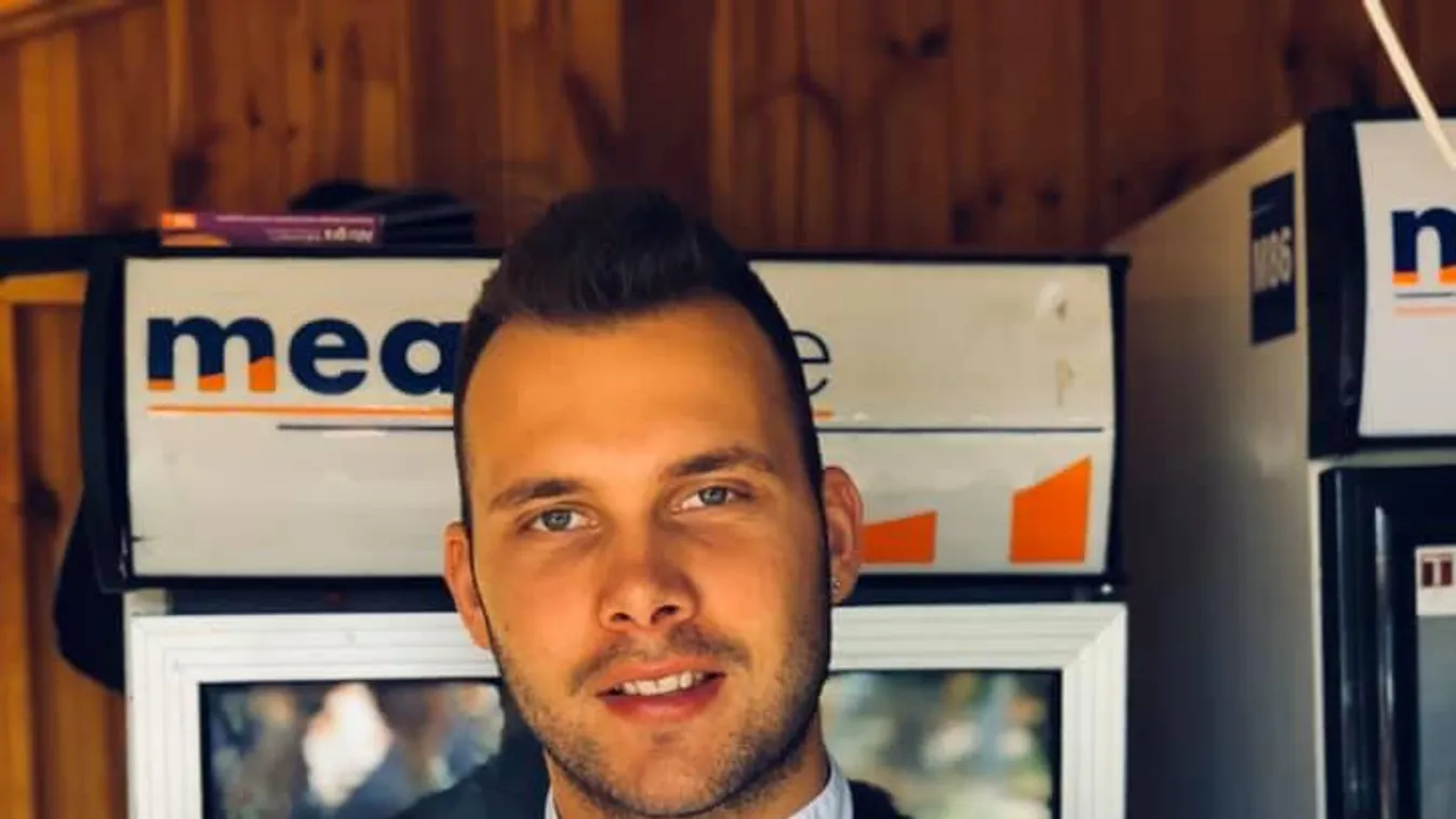 Megszülettek a magyar sztárséf ikrei