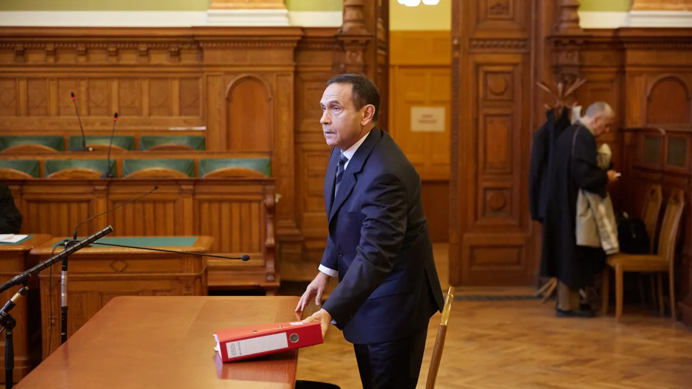 Tasnádit támadta Gyárfás a tárgyaláson