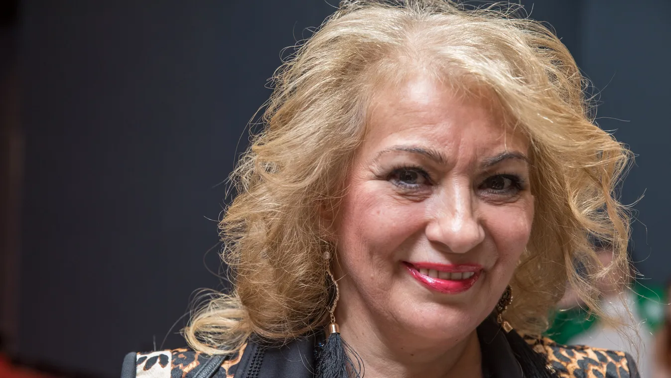 Nem hiszed el, kit vett rá egy szelfire Kiszel Tünde