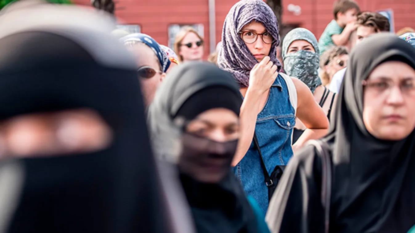 Egy muszlim férfi machetével fenyegette szomszédját Franciaországban, durva, mit követelt