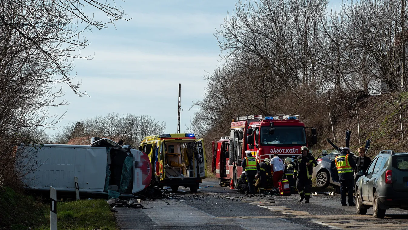 Most érkeztek a sokkoló fotók a balesetről, amelyben öten megsérültek