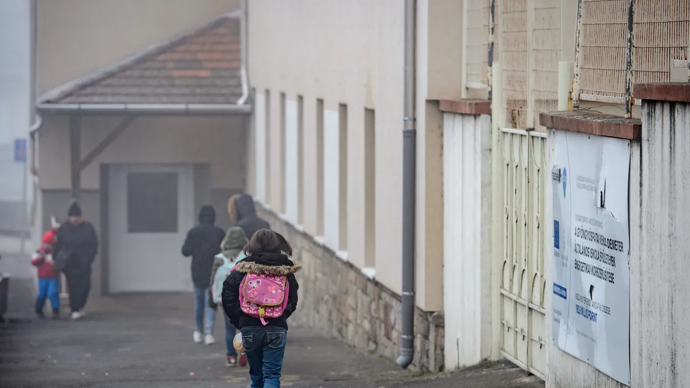 Gyöngyöspatai iskolaügy: a kormány bízik a Kúria érdemi vizsgálatában